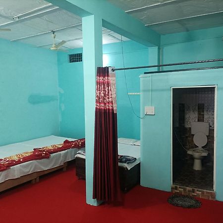 Shri Gamya Guest House อุจเจน ภายนอก รูปภาพ