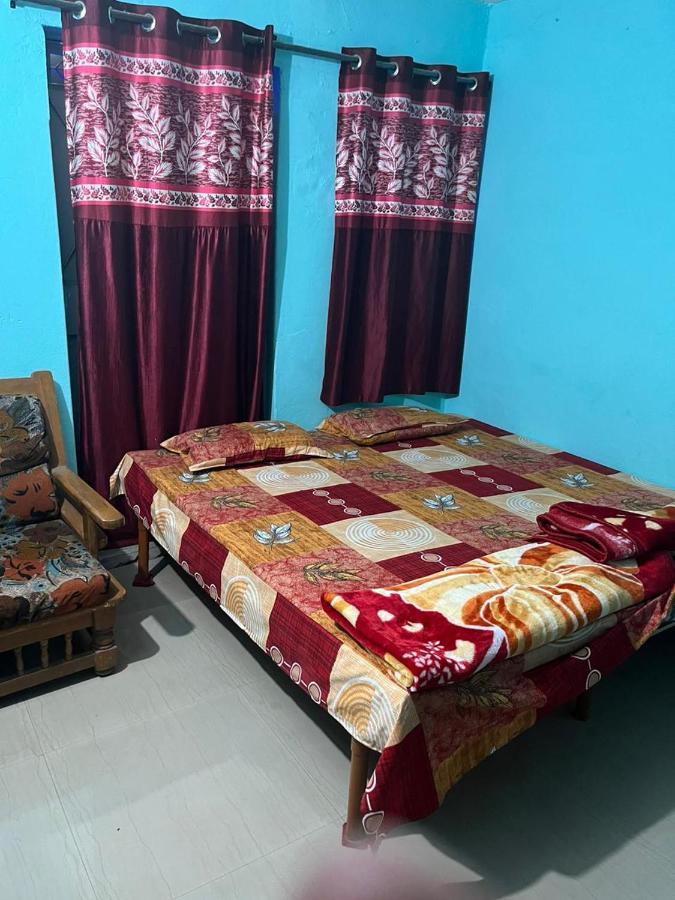 Shri Gamya Guest House อุจเจน ภายนอก รูปภาพ